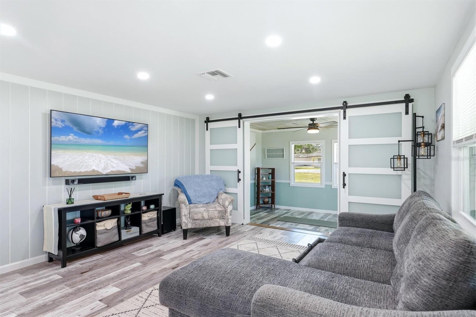 4300 EASTERN PKWY, SARASOTA, FL, 34233