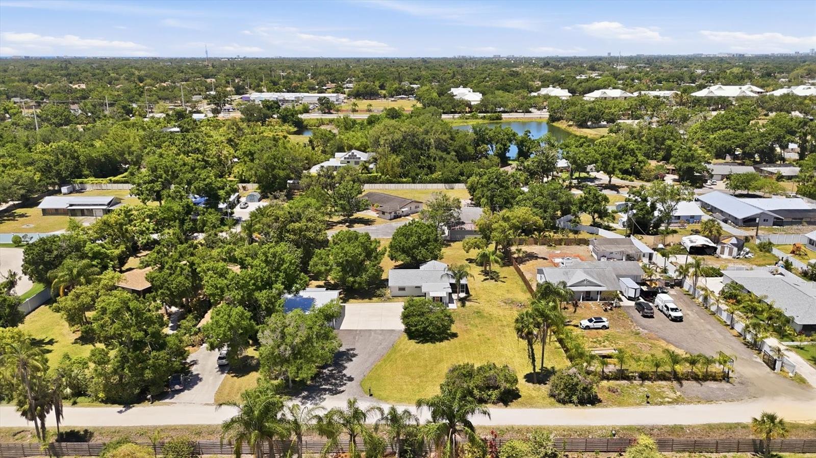 4300 EASTERN PKWY, SARASOTA, FL, 34233