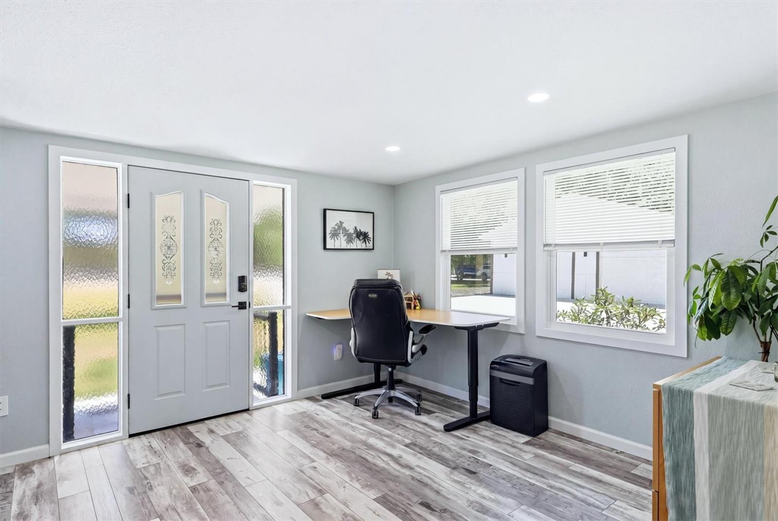 4300 EASTERN PKWY, SARASOTA, FL, 34233