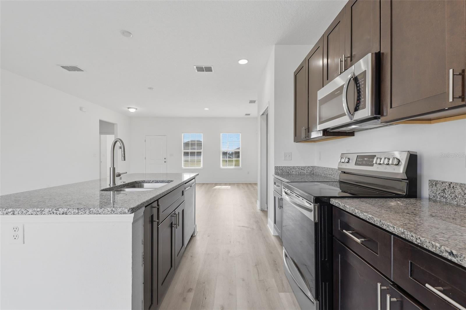 105 CIMARRON LN, KISSIMMEE, FL, 34759