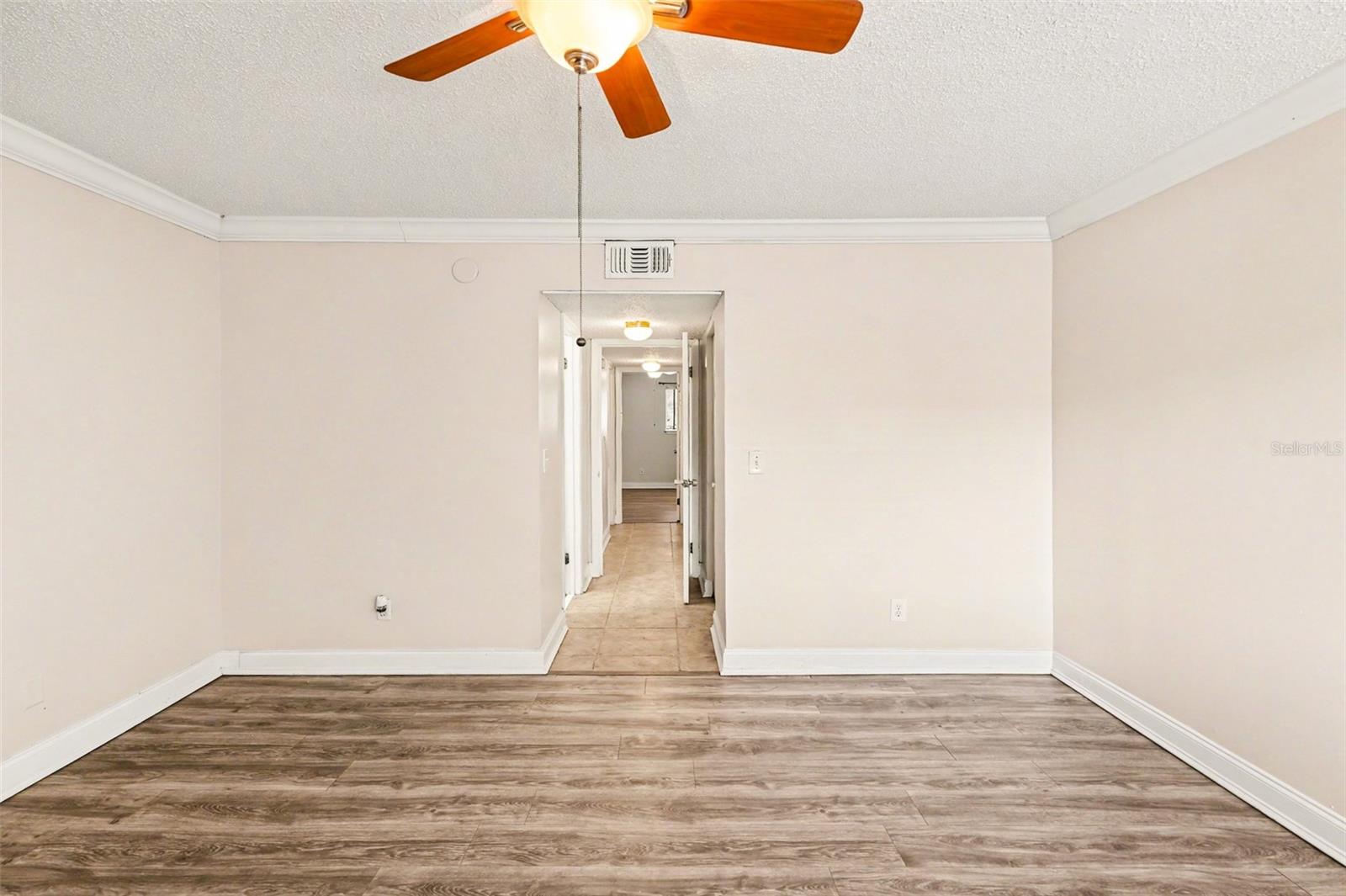 6334 NEWTOWN CIR #34B3, TAMPA, FL, 33615