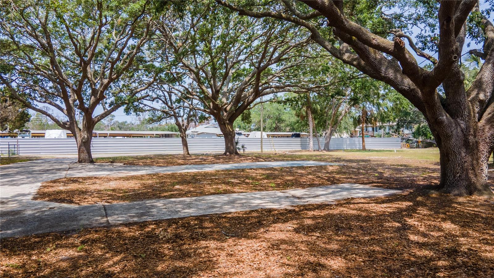 1810, 1814 CEMETERY RD, HOLIDAY, FL, 34691