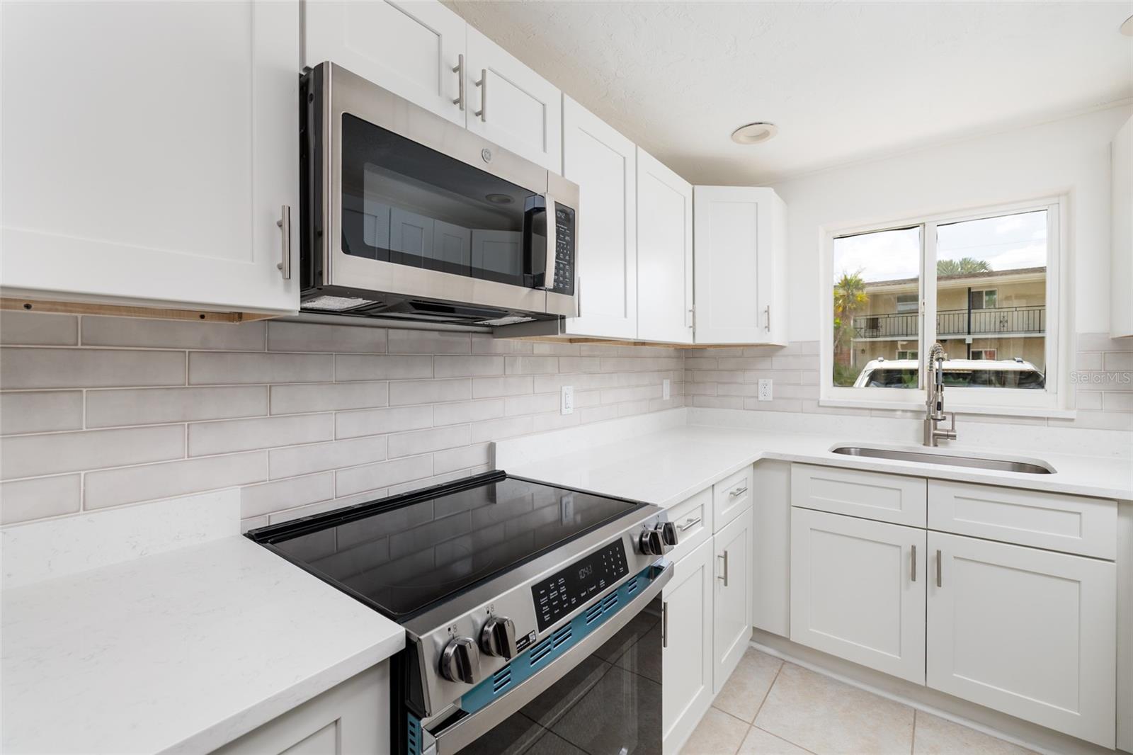 4550 OVERLOOK DR NE #154, ST PETERSBURG, FL, 33703