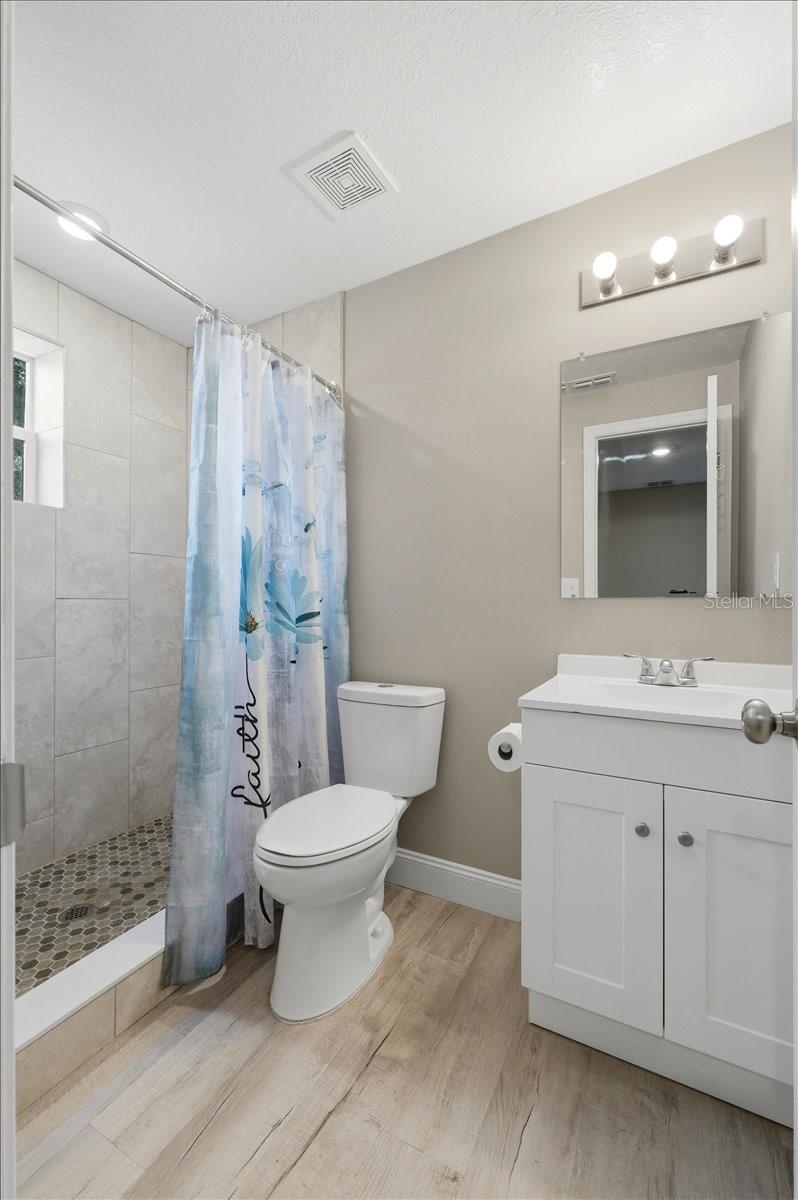 13 E 8TH ST, FROSTPROOF, FL, 33843