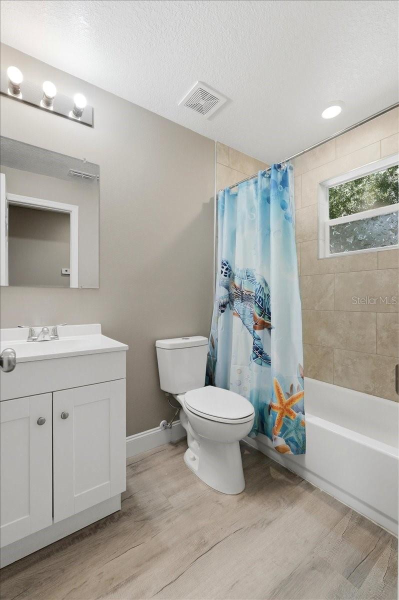 13 E 8TH ST, FROSTPROOF, FL, 33843