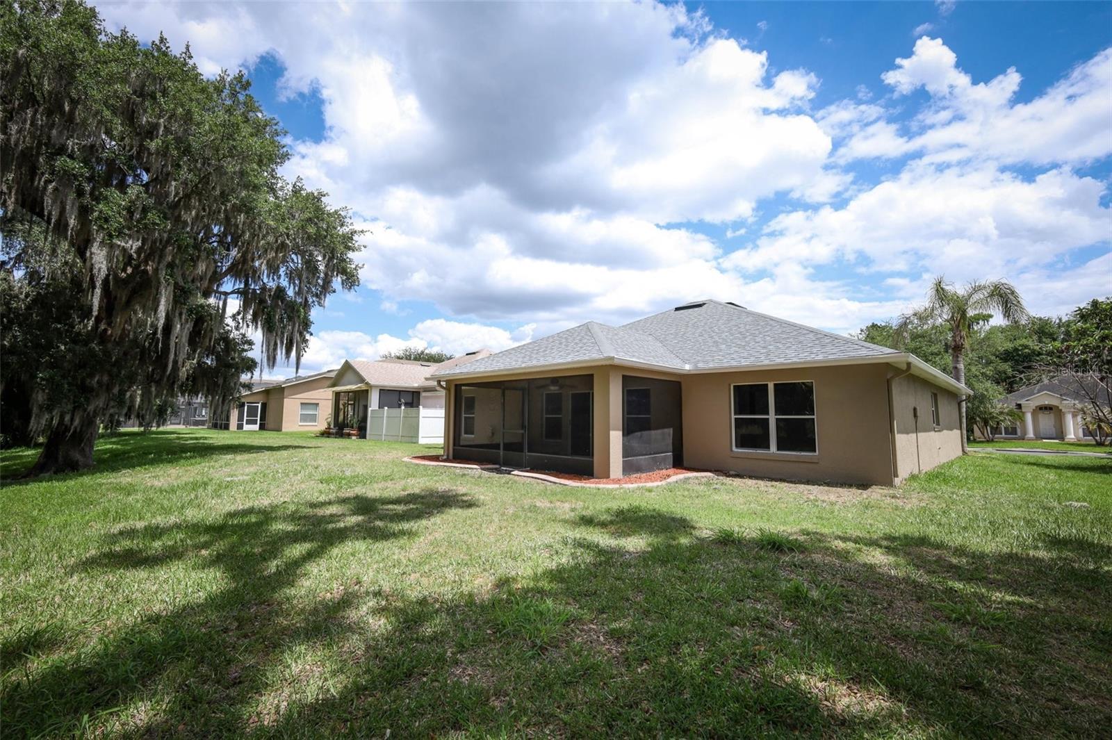 2106 THE OAKS BLVD, KISSIMMEE, FL, 34746