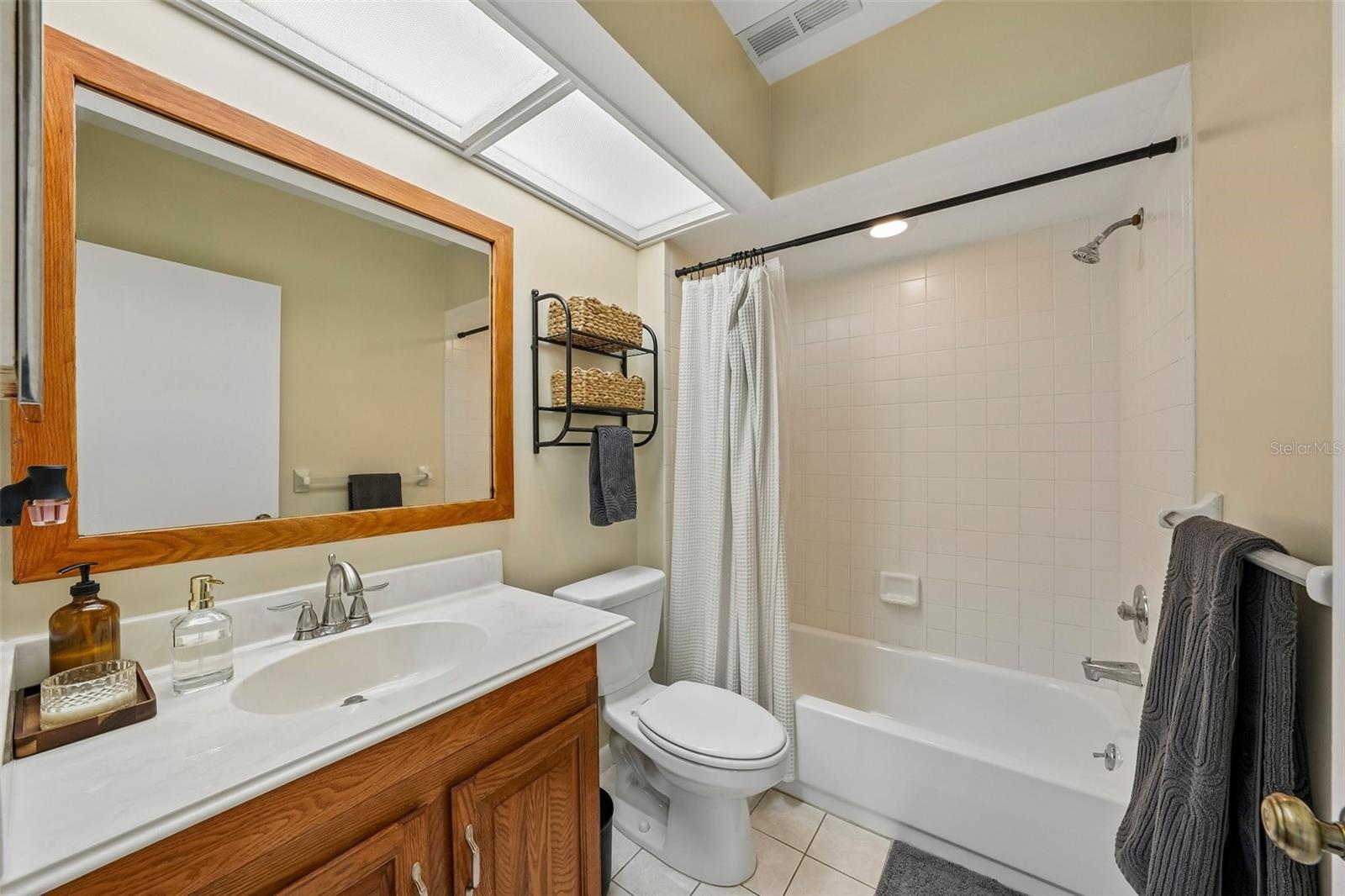 8727 BARDMOOR PL #204, SEMINOLE, FL, 33777