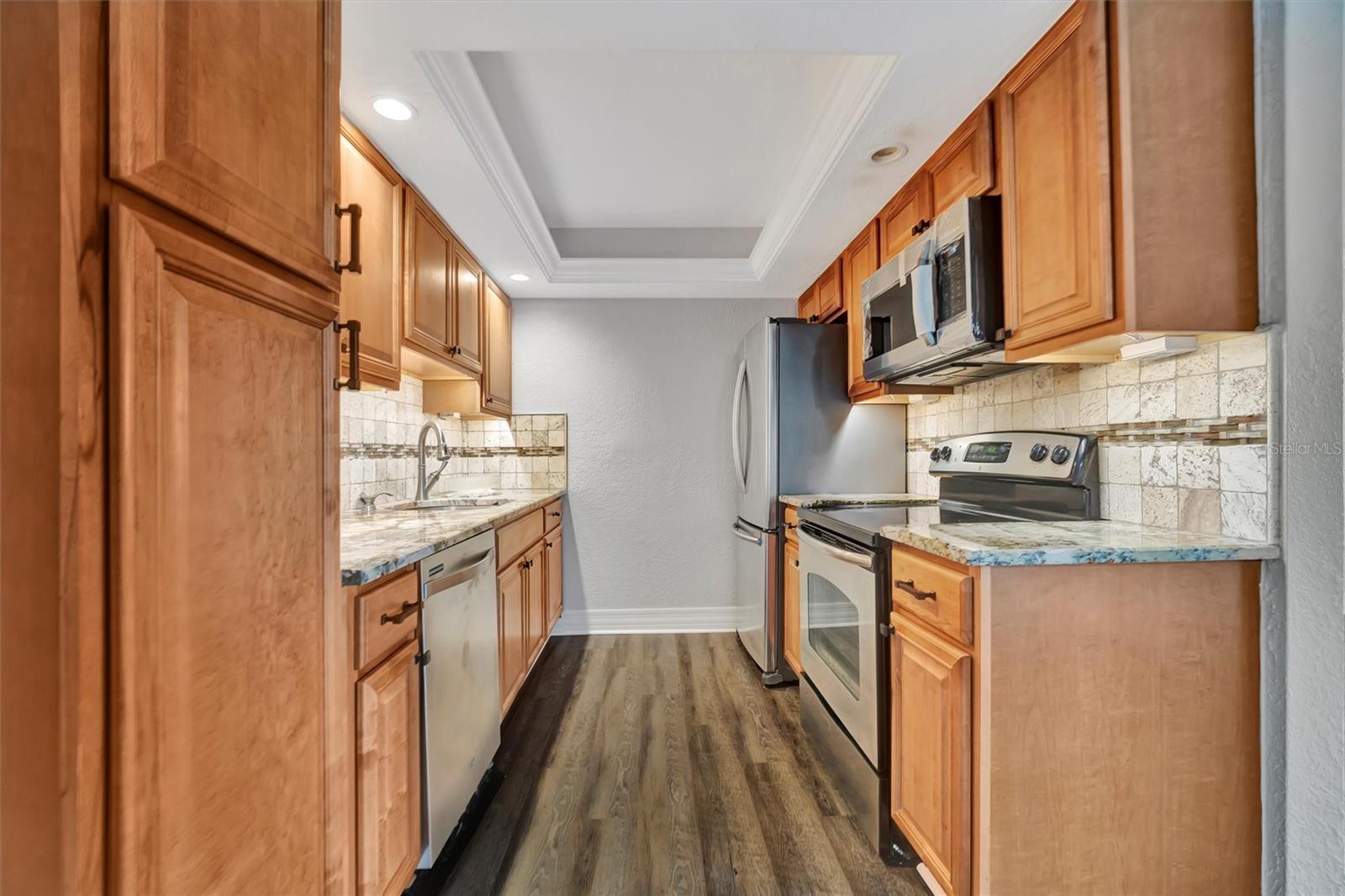 5800 HOLLYWOOD BLVD #115, SARASOTA, FL, 34231