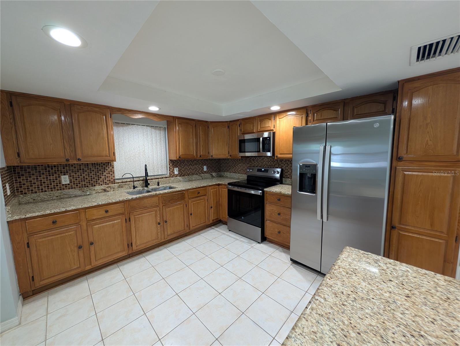 6947 BOTTLE BRUSH DR, PORT RICHEY, FL, 34668