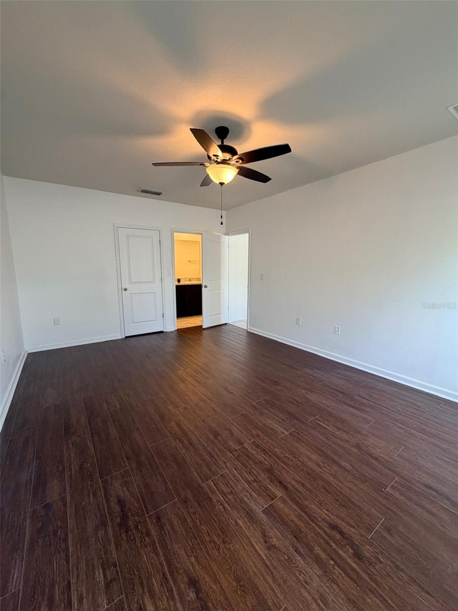 554 EAGLE LANDING BLVD, WINTER HAVEN, FL, 33880