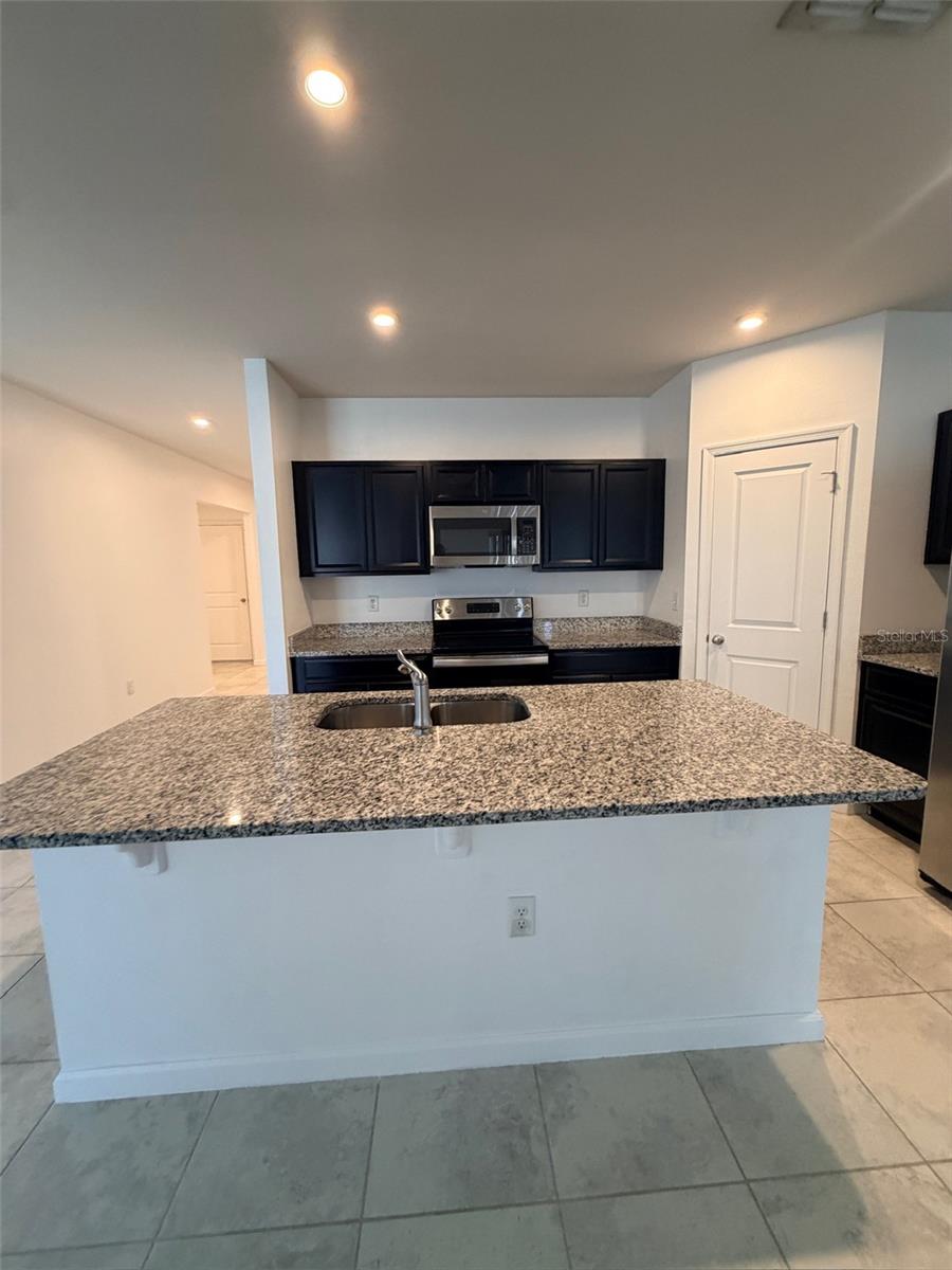 554 EAGLE LANDING BLVD, WINTER HAVEN, FL, 33880