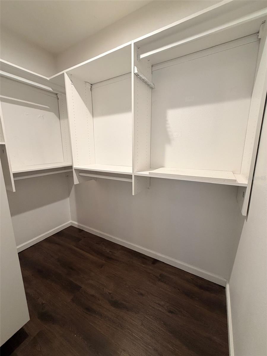 554 EAGLE LANDING BLVD, WINTER HAVEN, FL, 33880