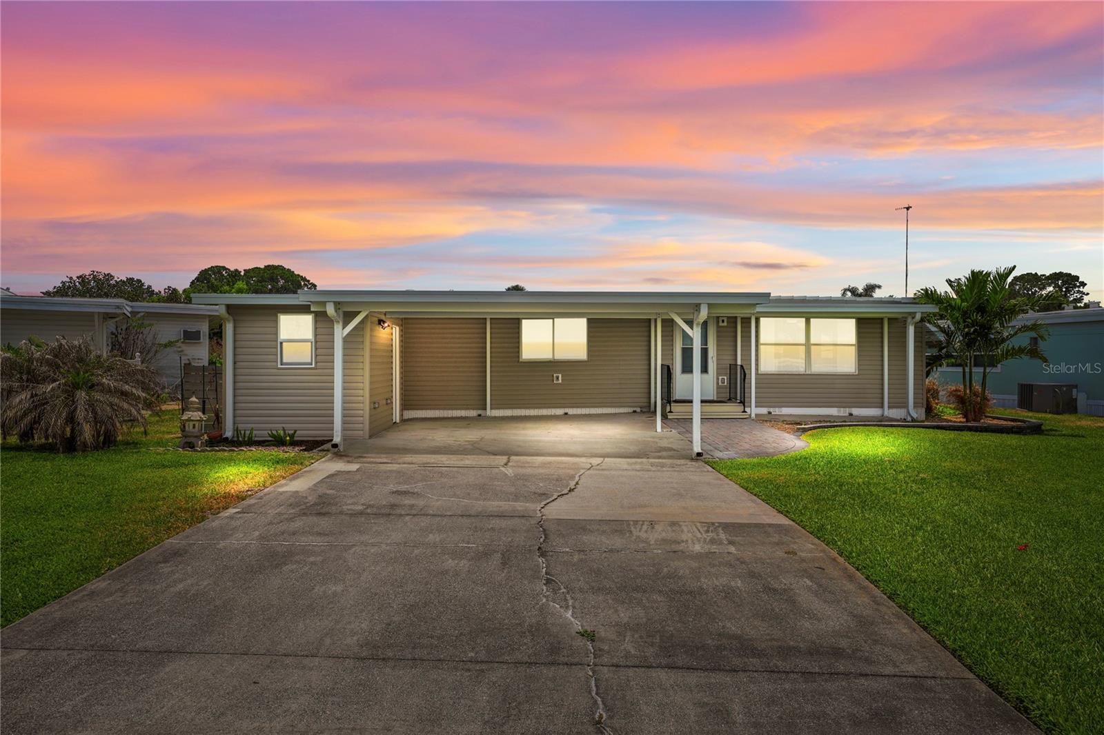 957 TODD WAY, TAVARES, FL, 32778