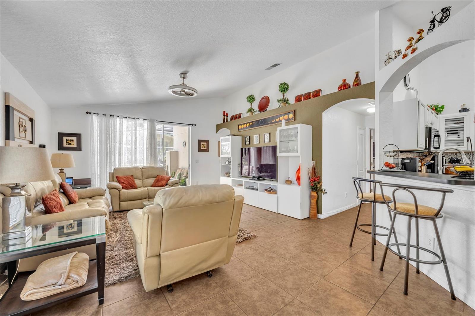 256 HERRING ST, DAVENPORT, FL, 33897