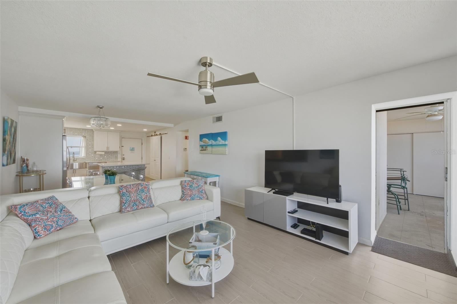 1270 GULF BLVD #1202, CLEARWATER BEACH, FL, 33767
