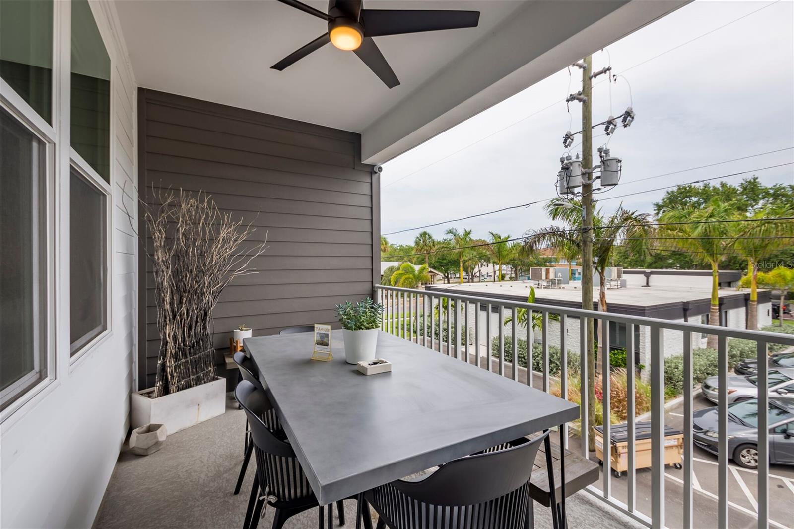 33 29TH ST N, ST PETERSBURG, FL, 33713