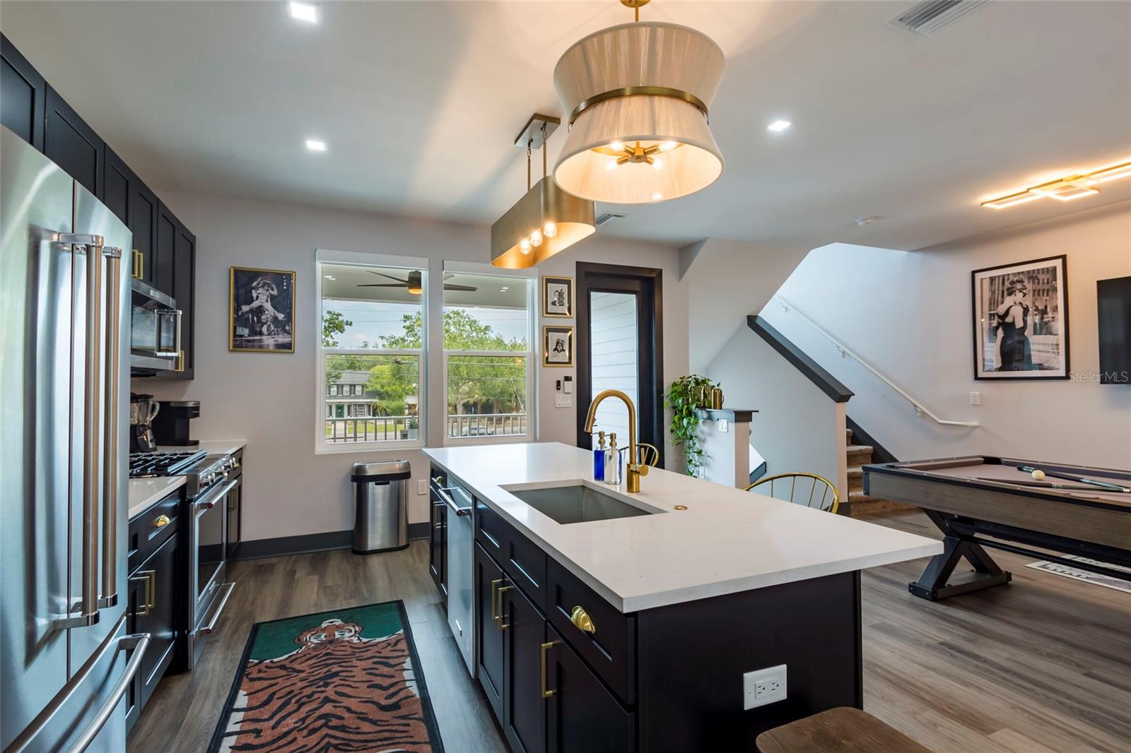 33 29TH ST N, ST PETERSBURG, FL, 33713