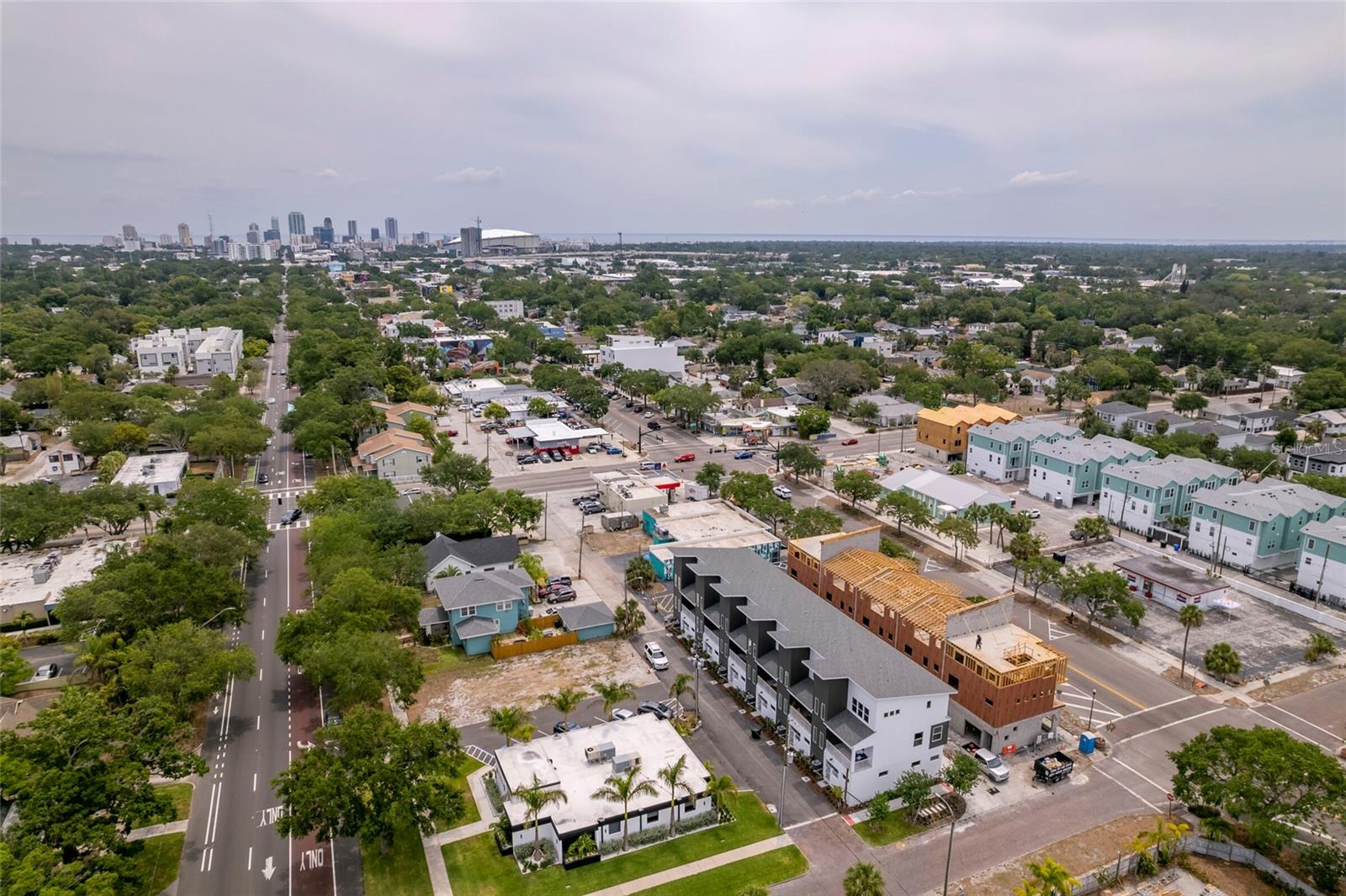 33 29TH ST N, ST PETERSBURG, FL, 33713