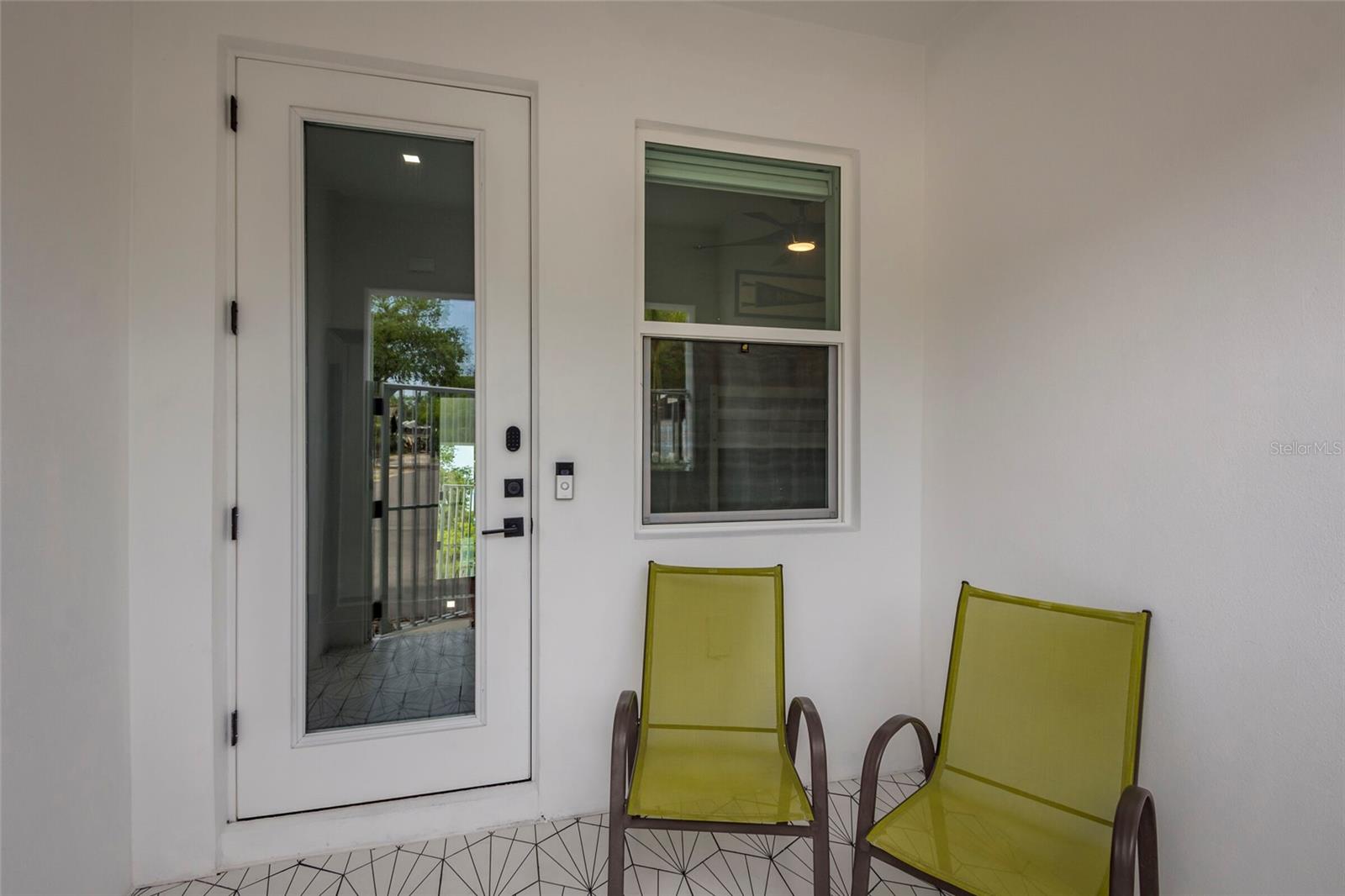 33 29TH ST N, ST PETERSBURG, FL, 33713
