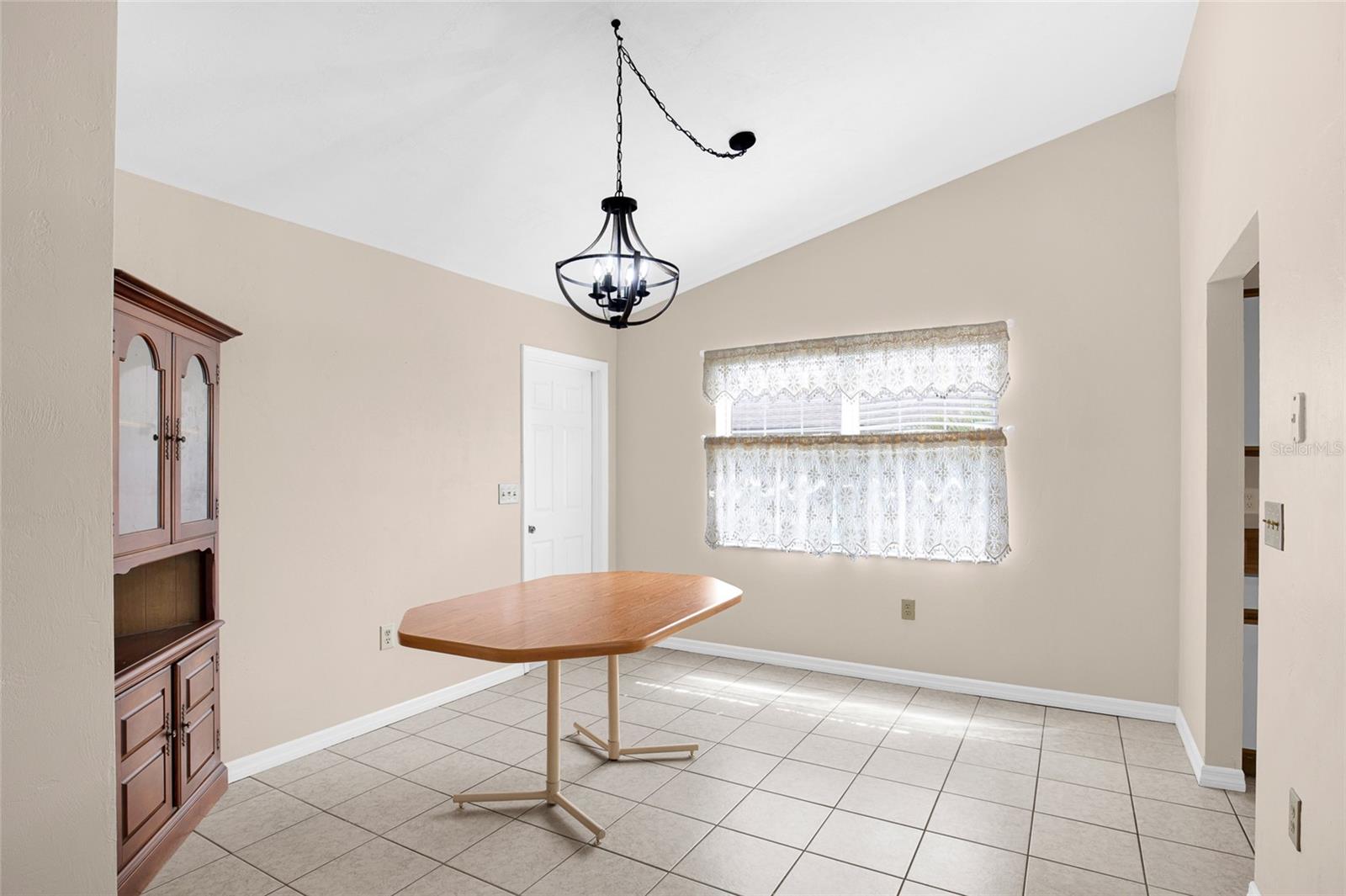 19 BARRINGTON DR, PALM COAST, FL, 32137