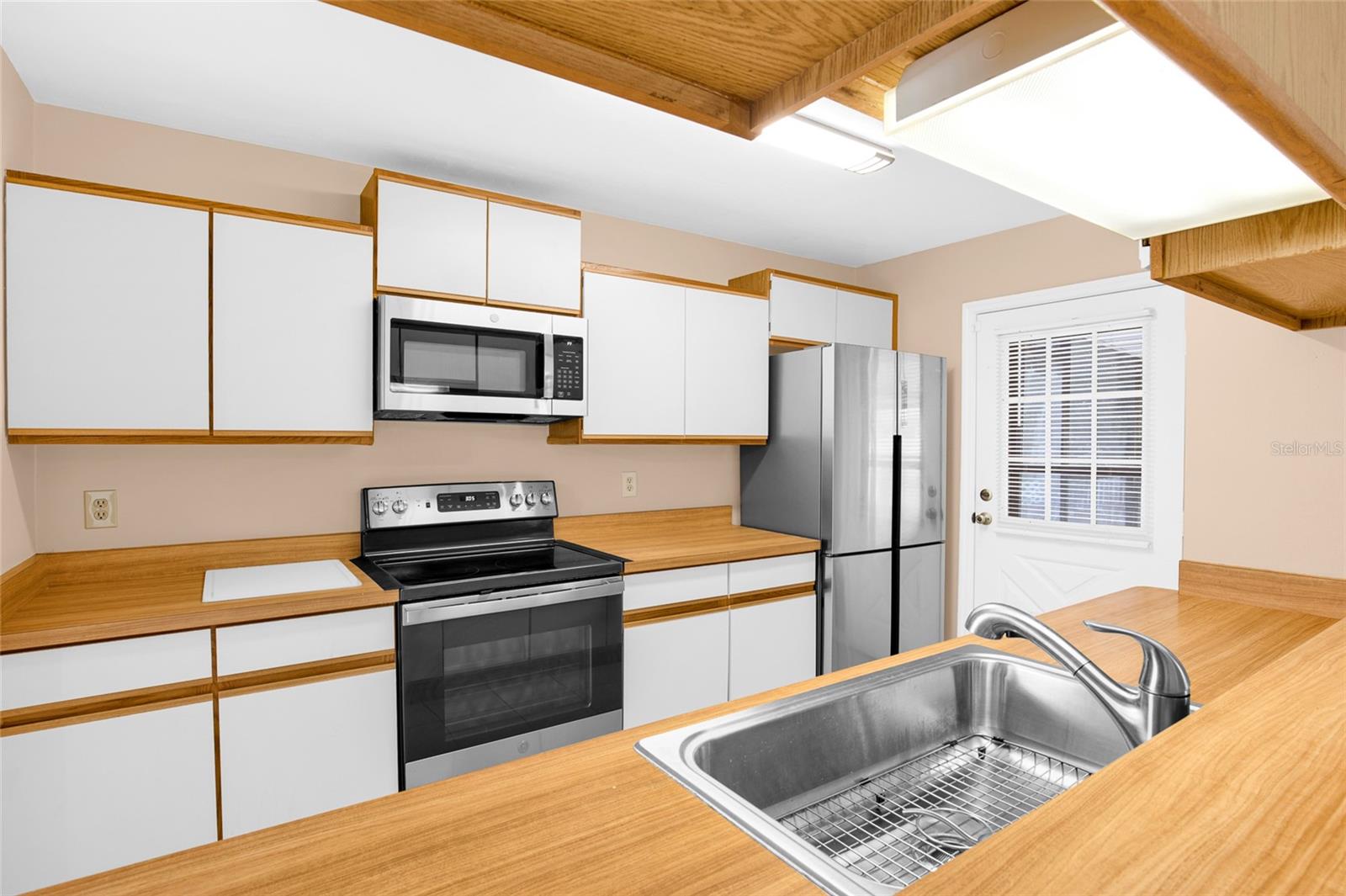 19 BARRINGTON DR, PALM COAST, FL, 32137