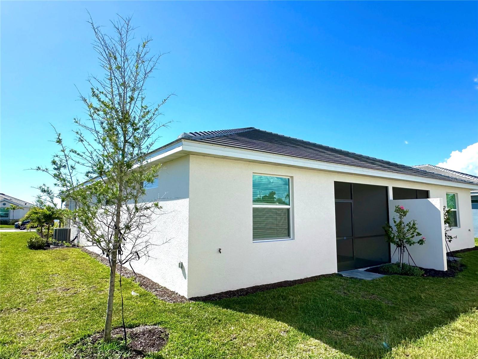 8225 SHORE LAKE DR, ENGLEWOOD, FL, 34224