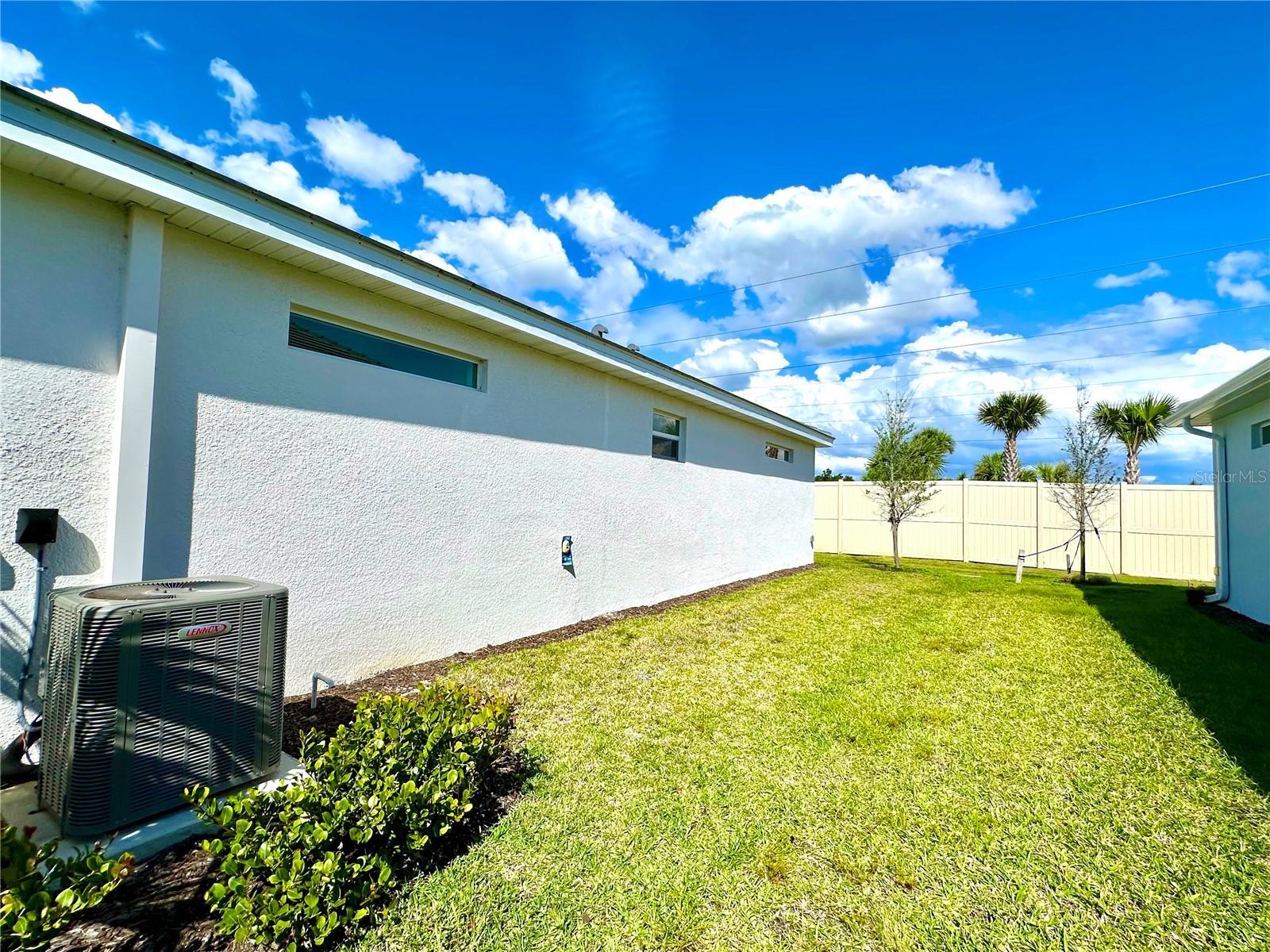 8225 SHORE LAKE DR, ENGLEWOOD, FL, 34224