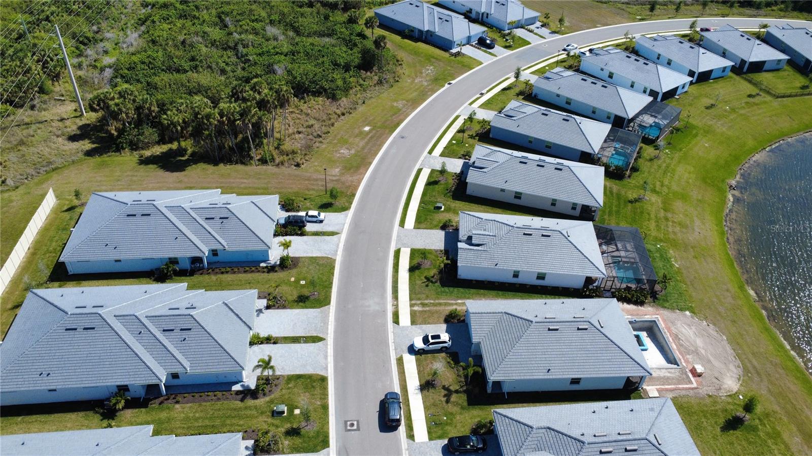 8225 SHORE LAKE DR, ENGLEWOOD, FL, 34224