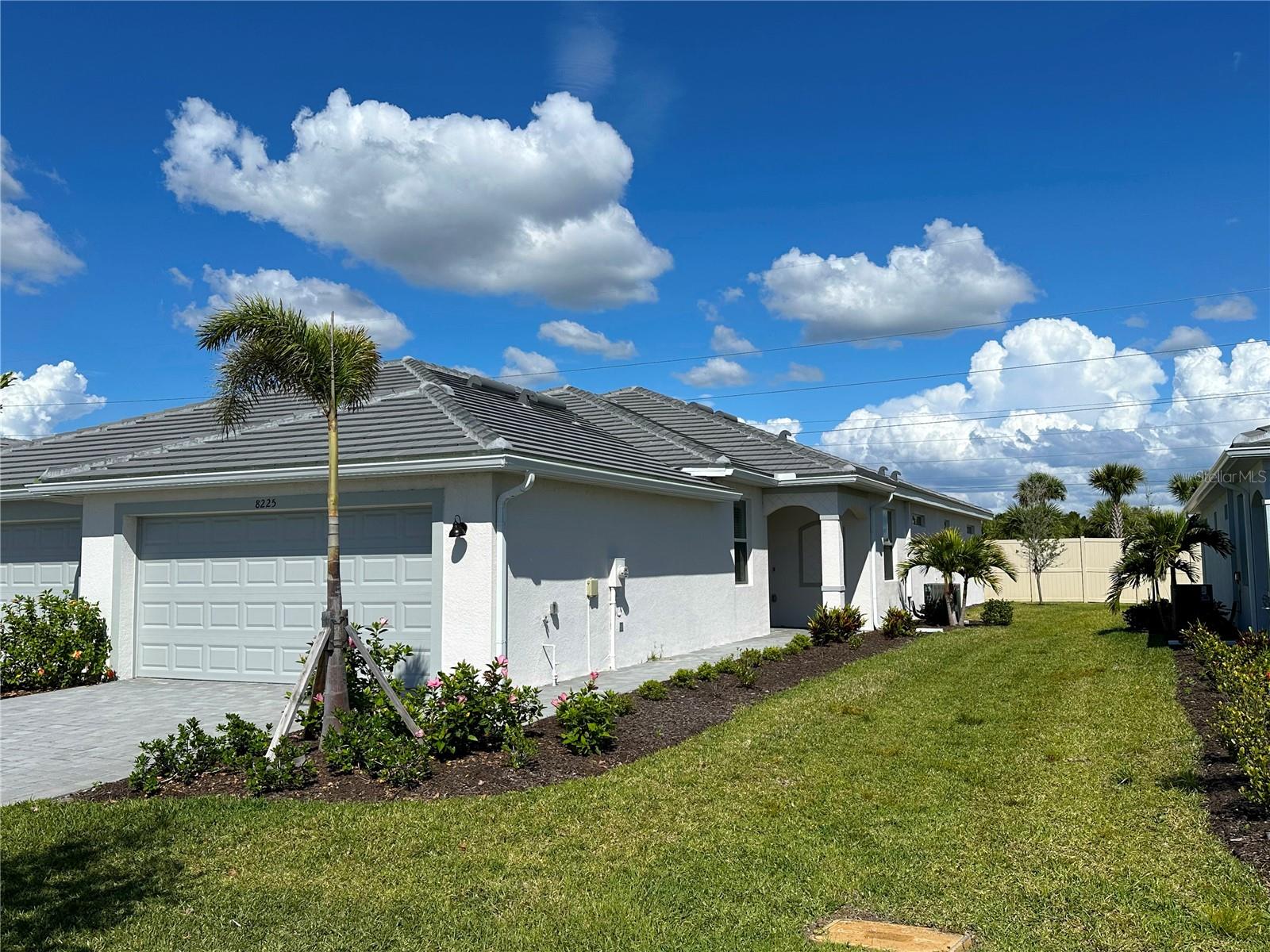 8225 SHORE LAKE DR, ENGLEWOOD, FL, 34224
