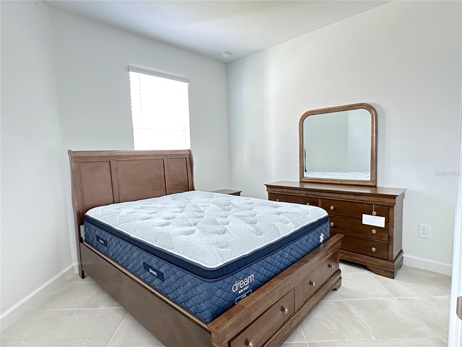 8225 SHORE LAKE DR, ENGLEWOOD, FL, 34224