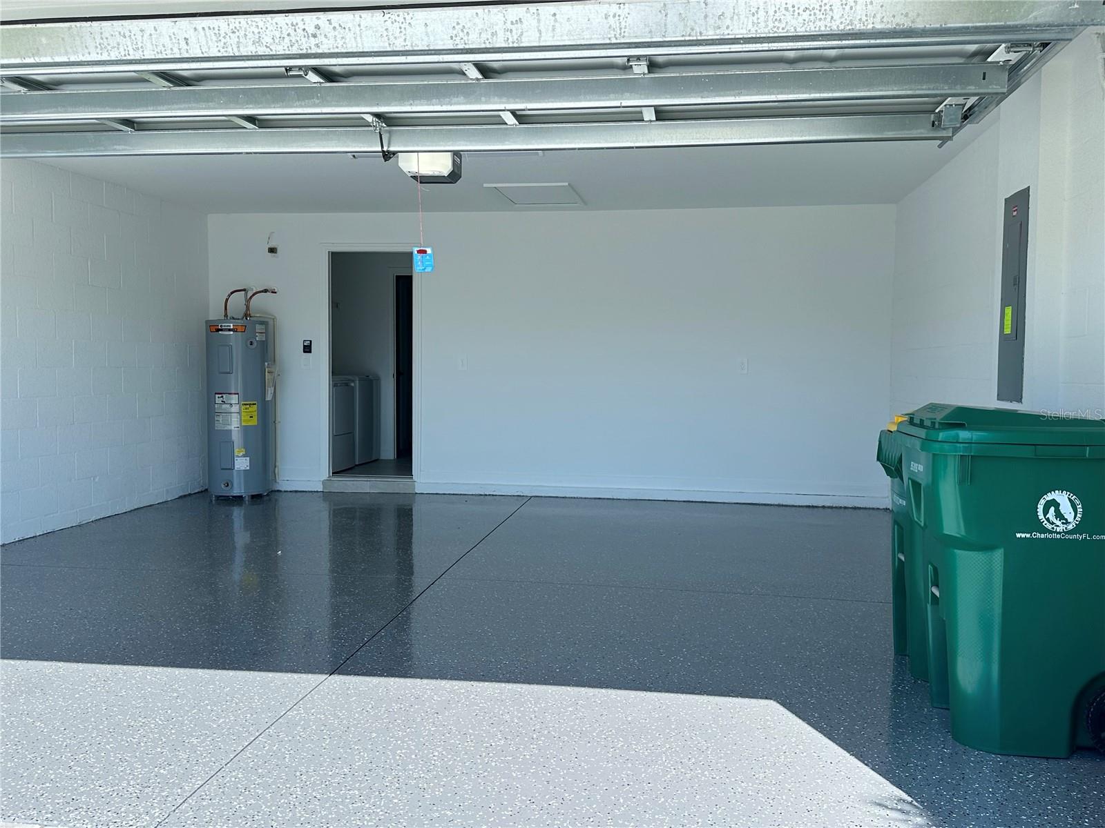 8225 SHORE LAKE DR, ENGLEWOOD, FL, 34224