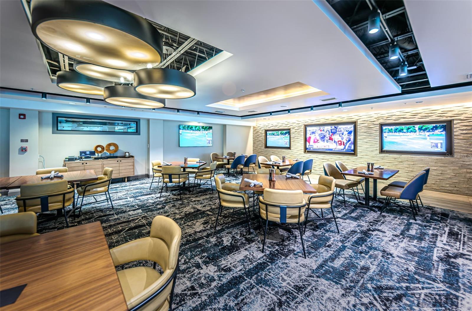 2272 WARWICK DR, OLDSMAR, FL, 34677