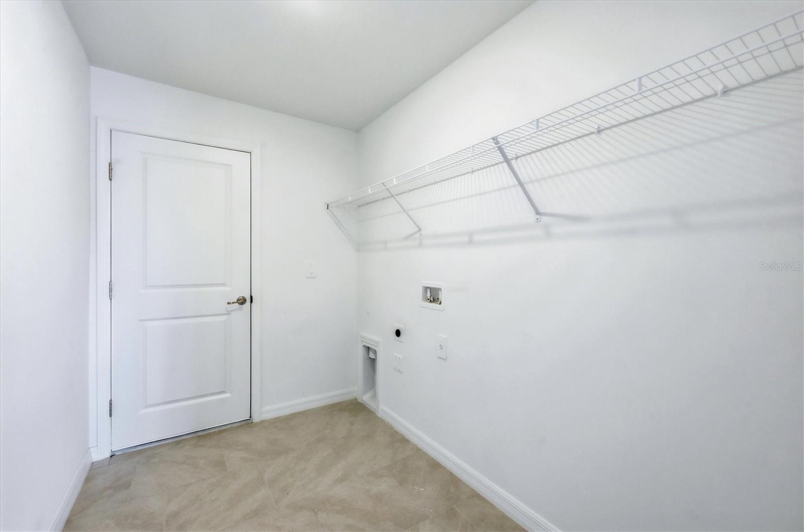 113 LILYAN CT, ROTONDA WEST, FL, 33947