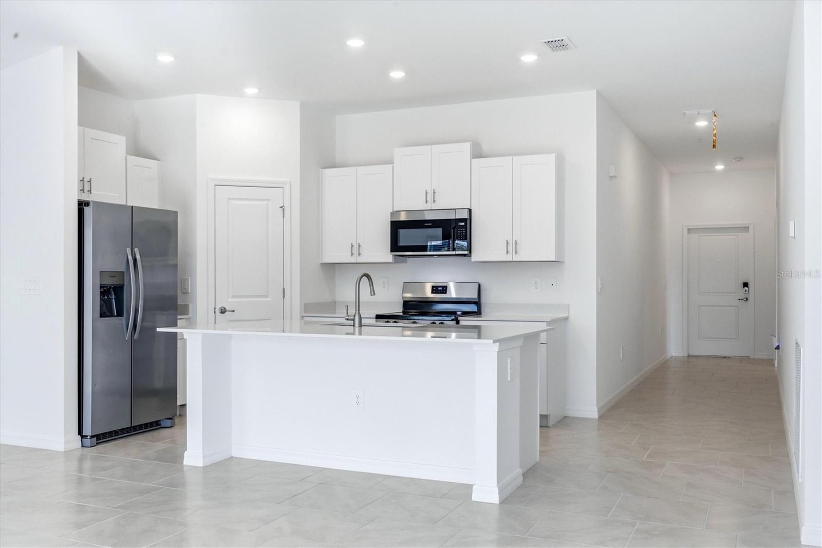113 LILYAN CT, ROTONDA WEST, FL, 33947