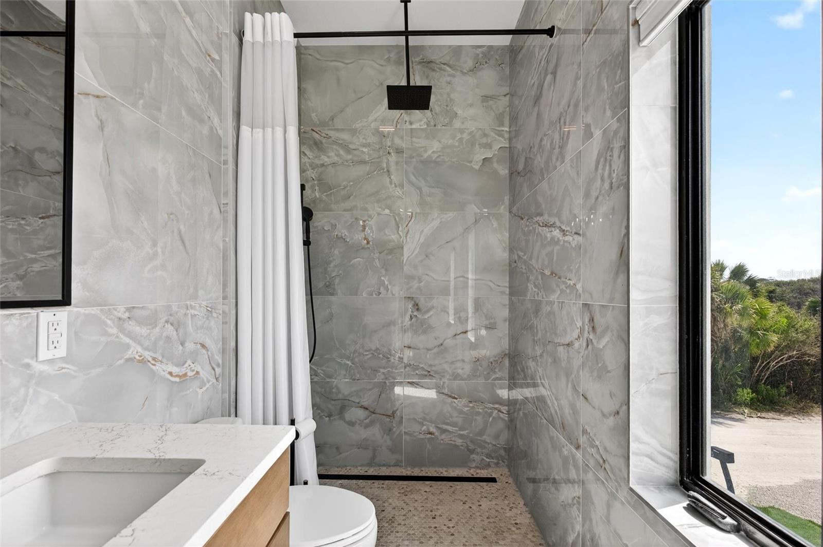 2946 N OCEAN SHORE BLVD, FLAGLER BEACH, FL, 32136