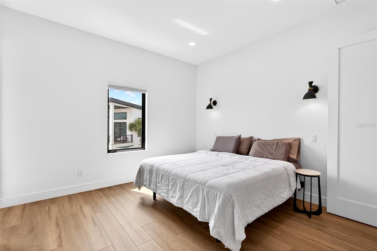 2946 N OCEAN SHORE BLVD, FLAGLER BEACH, FL, 32136