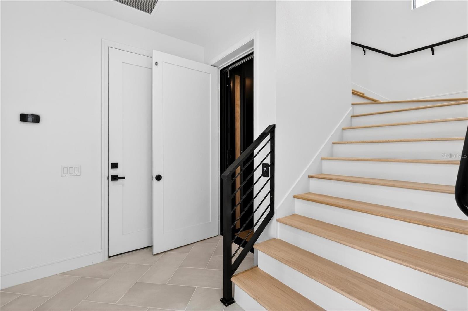 2946 N OCEAN SHORE BLVD, FLAGLER BEACH, FL, 32136