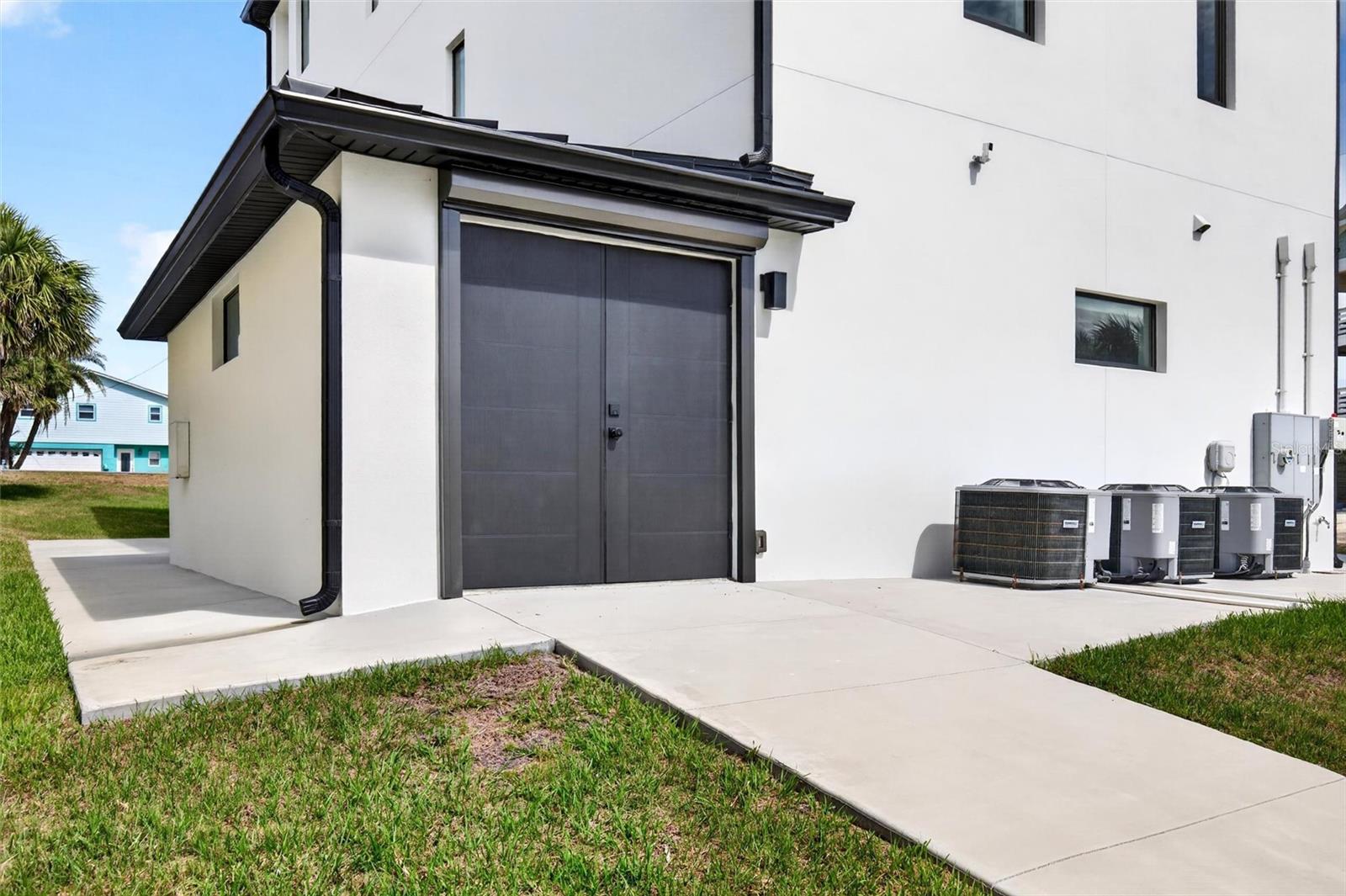 2946 N OCEAN SHORE BLVD, FLAGLER BEACH, FL, 32136