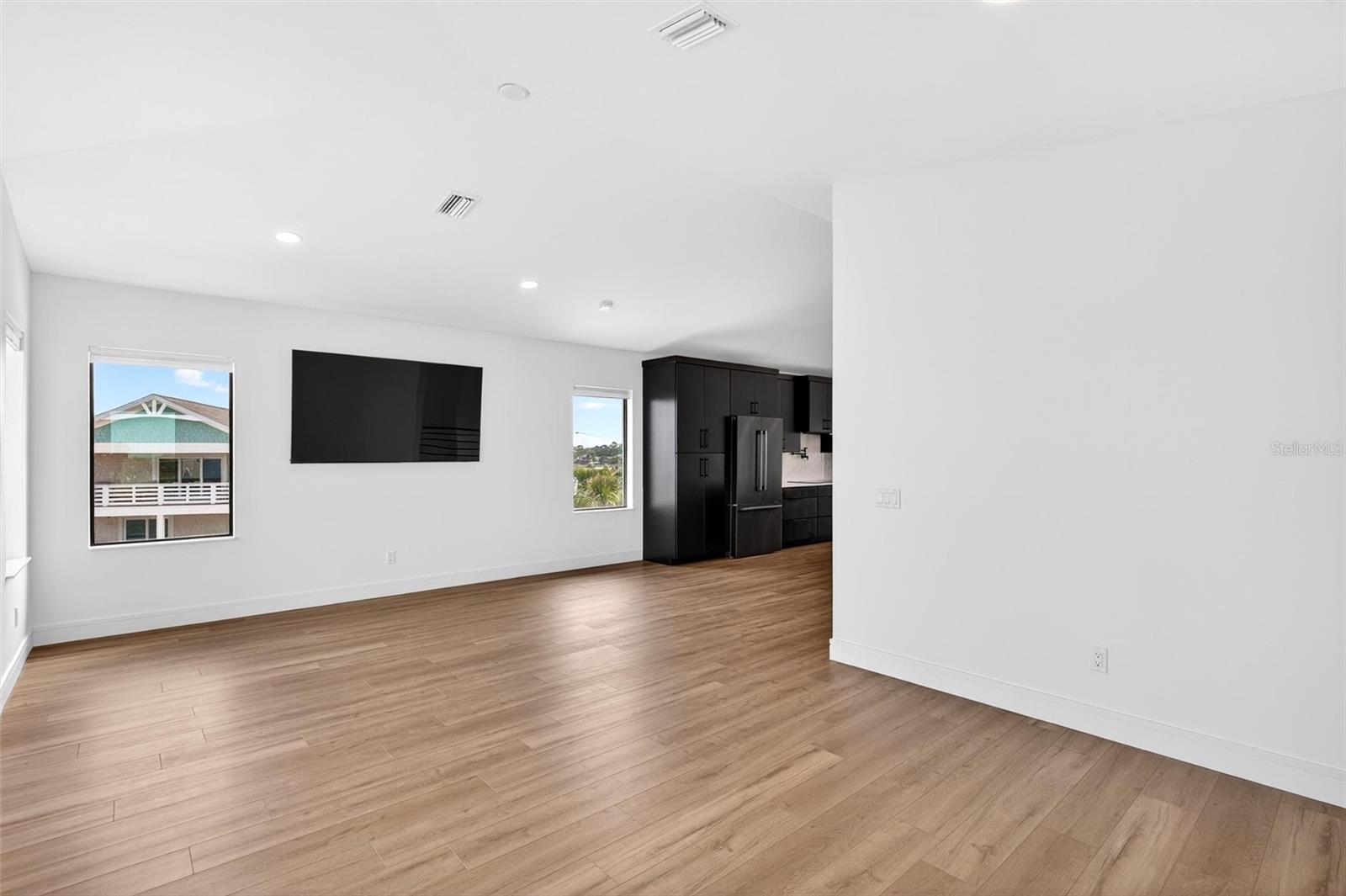 2946 N OCEAN SHORE BLVD, FLAGLER BEACH, FL, 32136