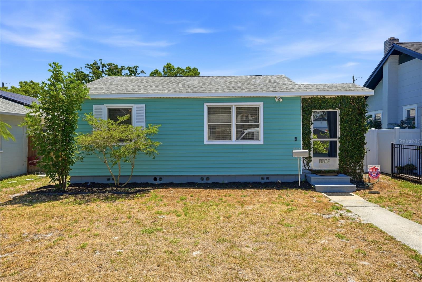 1220 35TH AVE N, ST PETERSBURG, FL, 33704
