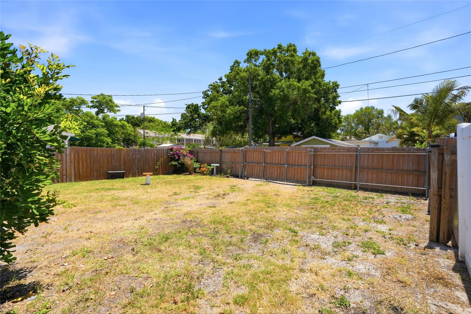 1220 35TH AVE N, ST PETERSBURG, FL, 33704
