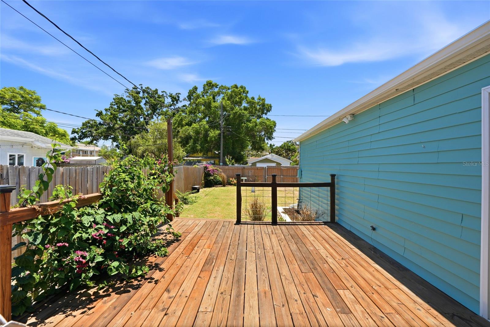 1220 35TH AVE N, ST PETERSBURG, FL, 33704