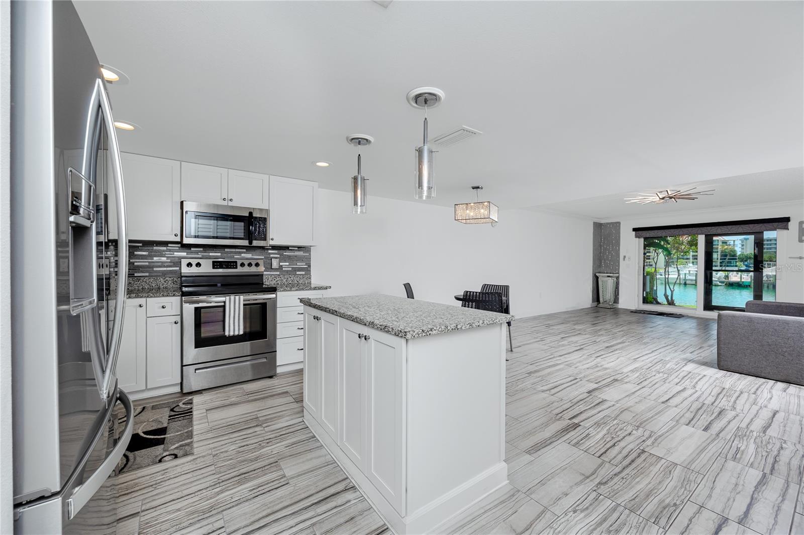 7600 SUN ISLAND DR S #107, SOUTH PASADENA, FL, 33707