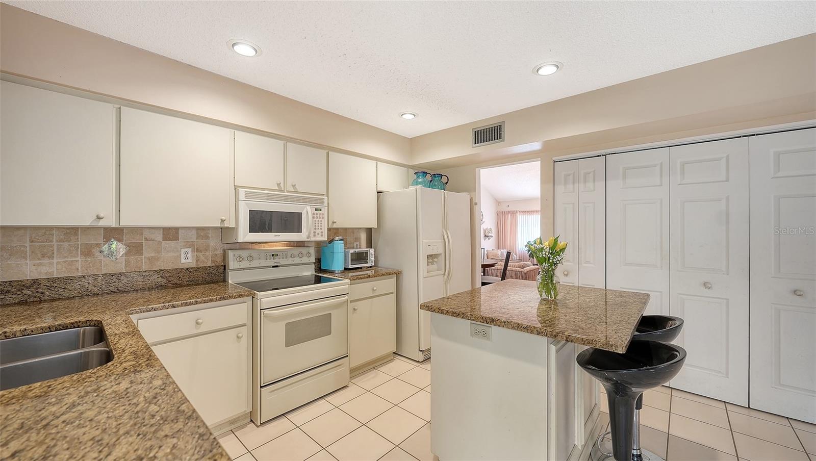 4638 WILLOW WOOD CIR #34, SARASOTA, FL, 34241