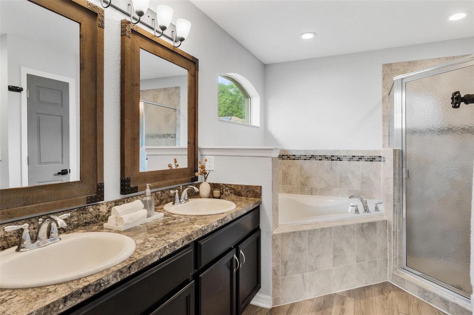 326 WOODLAND TRL, LADY LAKE, FL, 32159