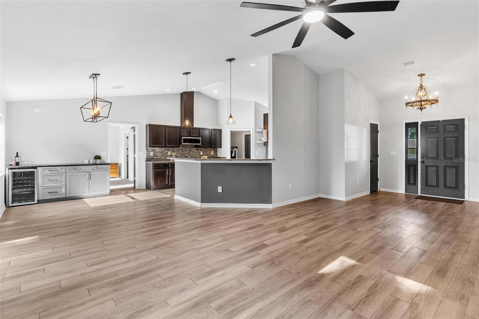 326 WOODLAND TRL, LADY LAKE, FL, 32159