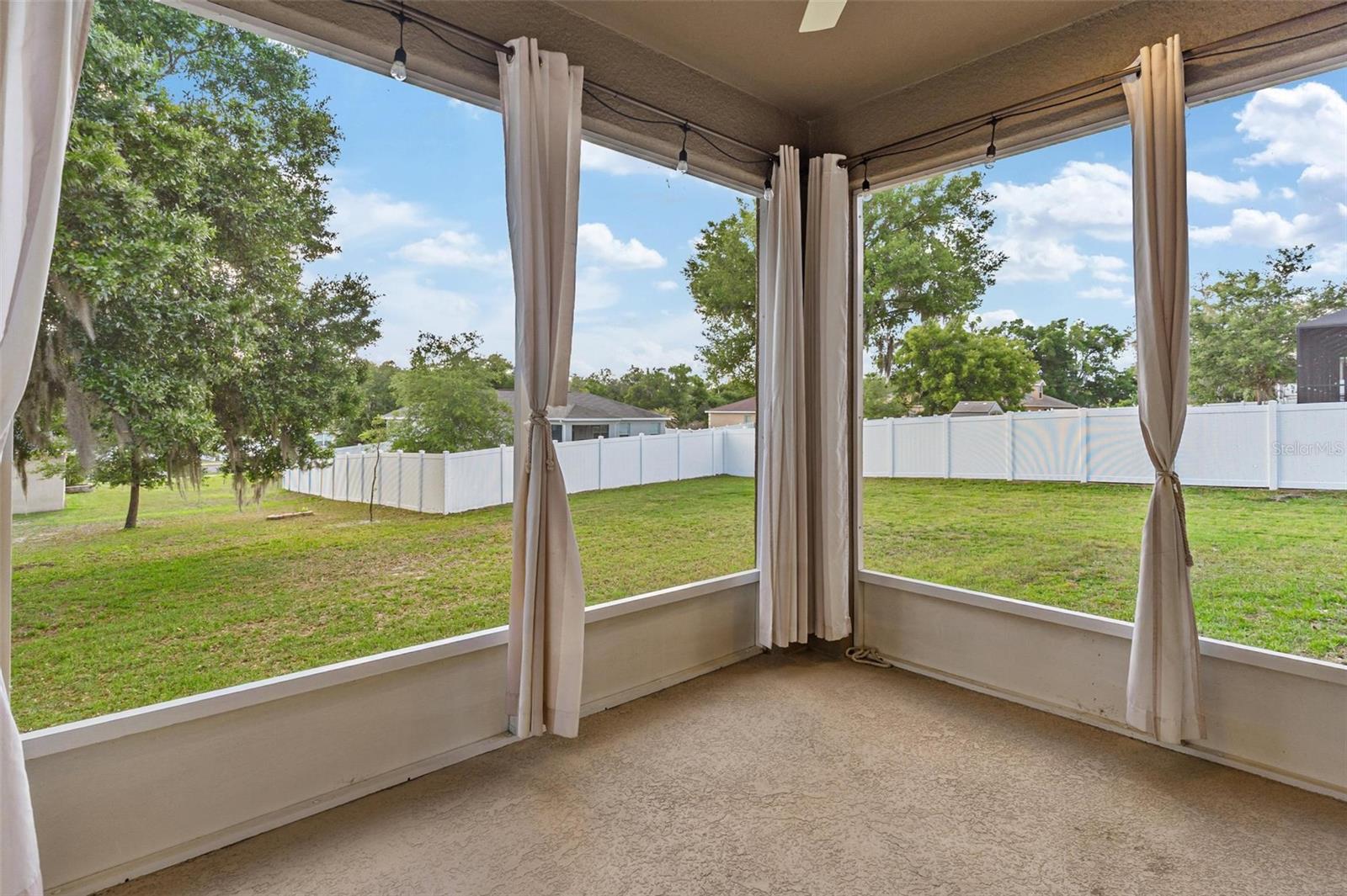 326 WOODLAND TRL, LADY LAKE, FL, 32159