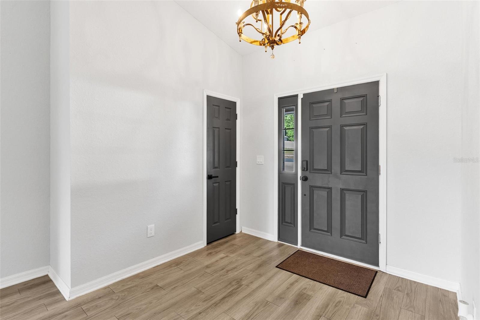 326 WOODLAND TRL, LADY LAKE, FL, 32159