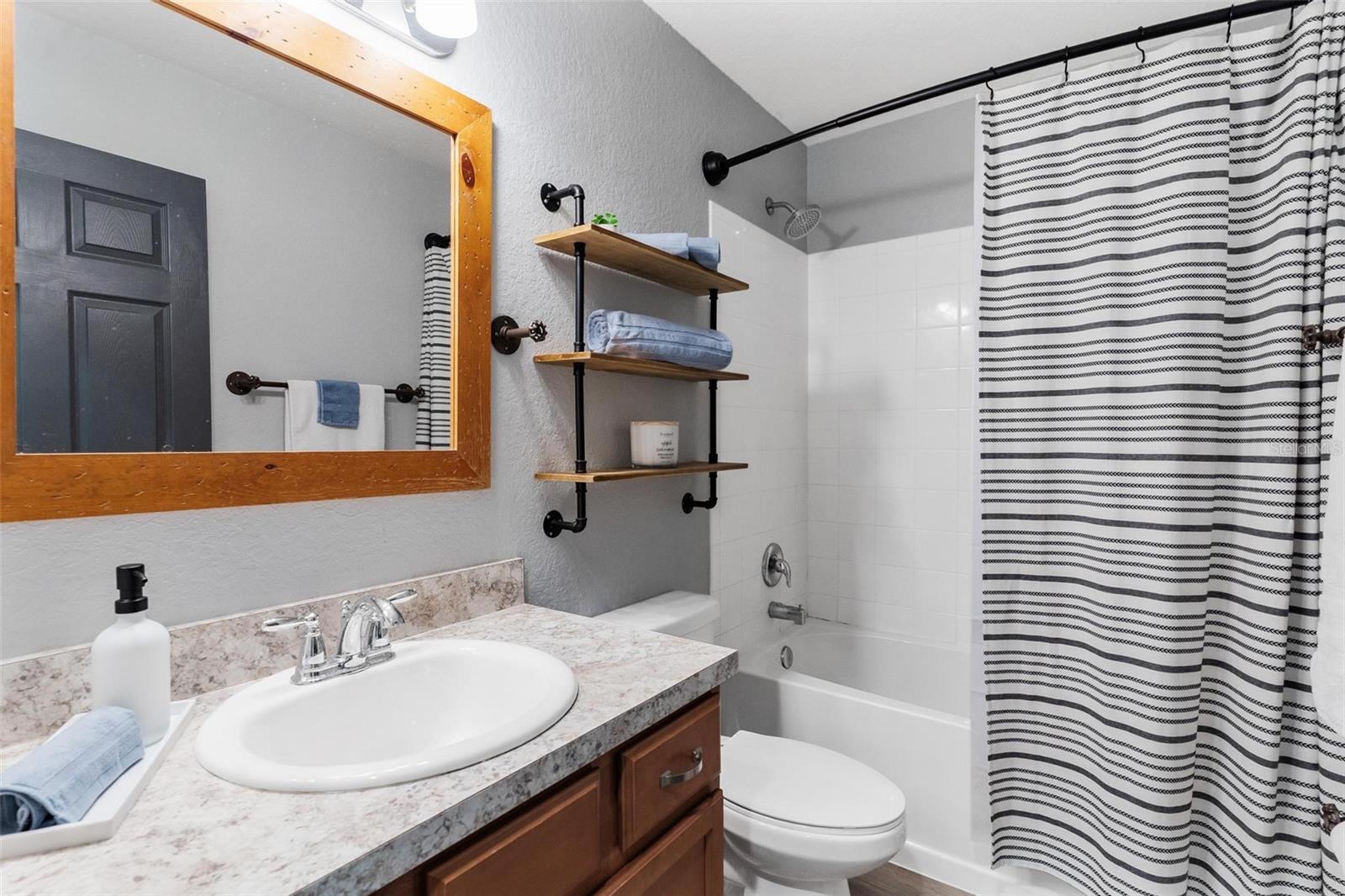 326 WOODLAND TRL, LADY LAKE, FL, 32159