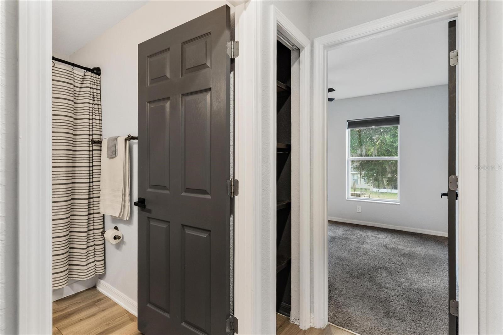 326 WOODLAND TRL, LADY LAKE, FL, 32159